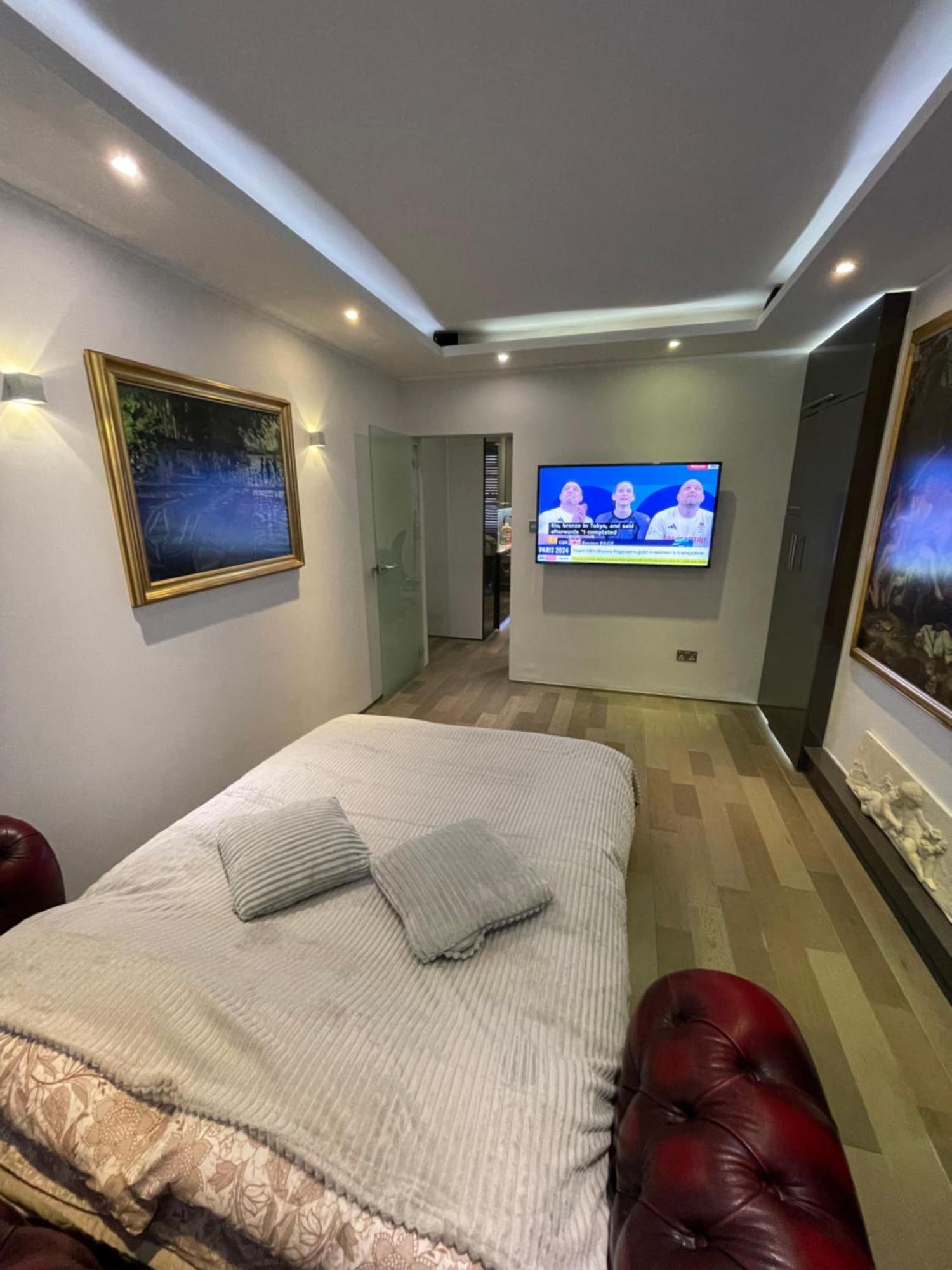 Covent Garden Two Bedroom Flat London Eksteriør bilde